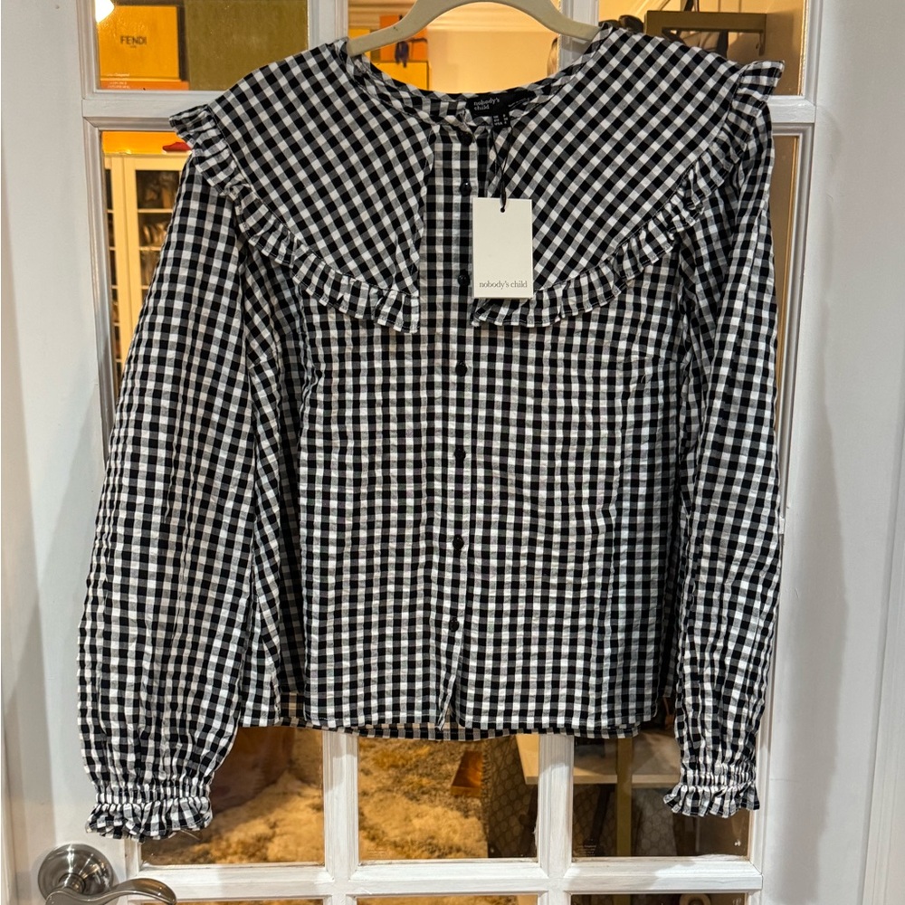 🖤🤍 Nobody's Child Black & White Gingham Ruffle Collar Button-Front Blouse - Picture 7 of 10
